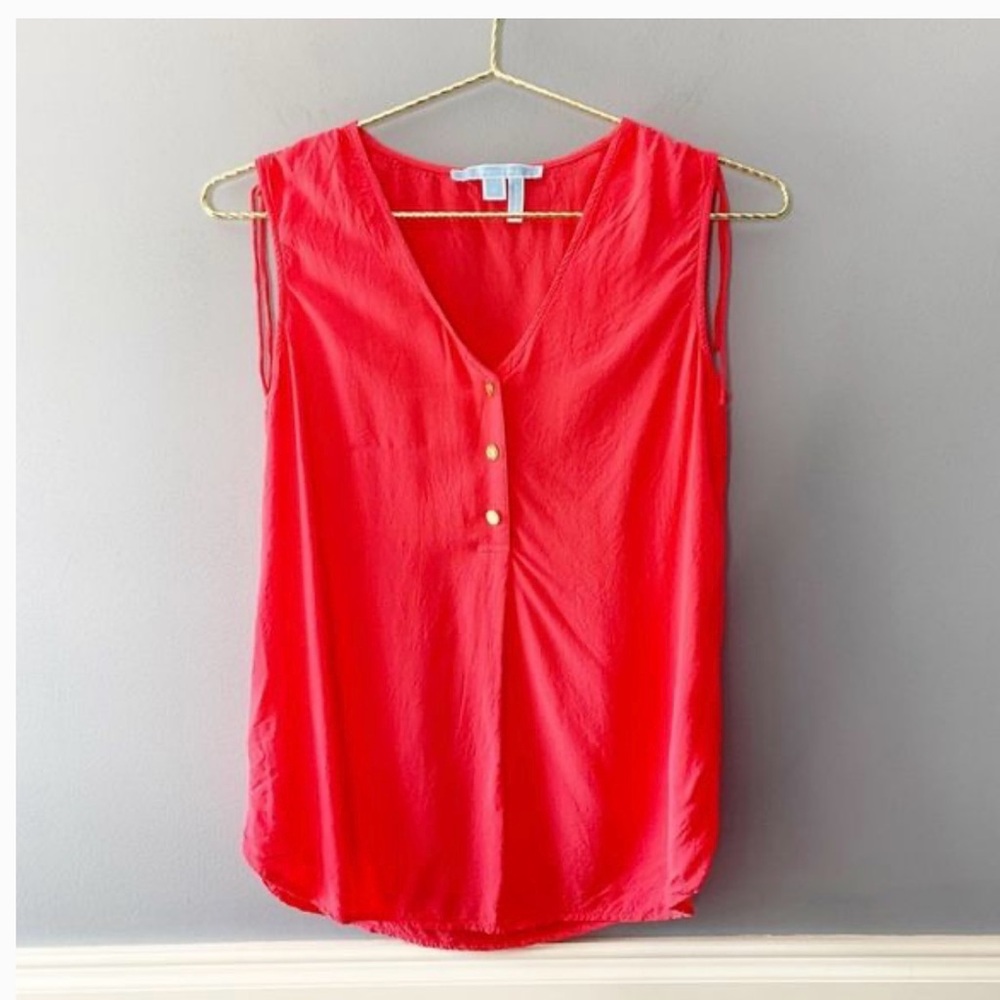 Draper James, Coral sleeveless top. Size 6. Great condition!